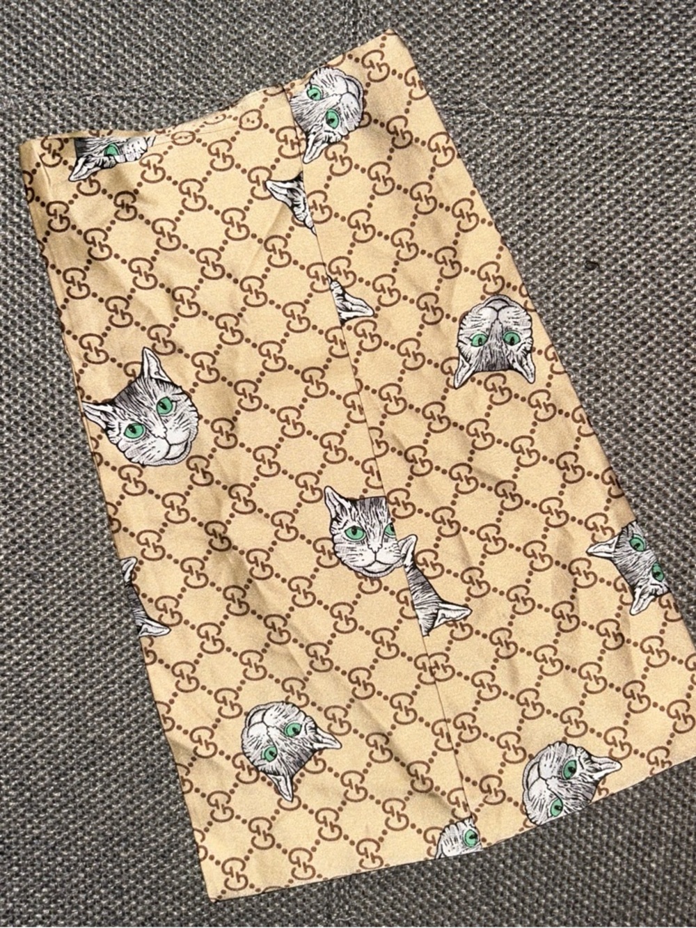 Rare Fashion Scarf Gucci Print Beige Cat Scarf